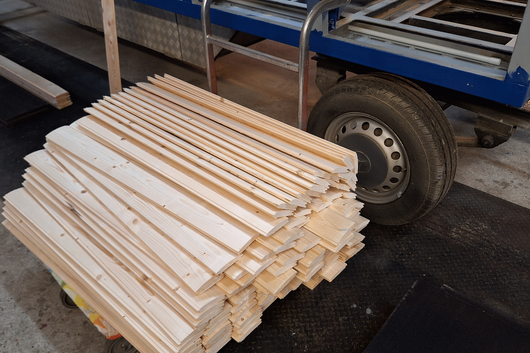 04_Holzteile_geschnitten